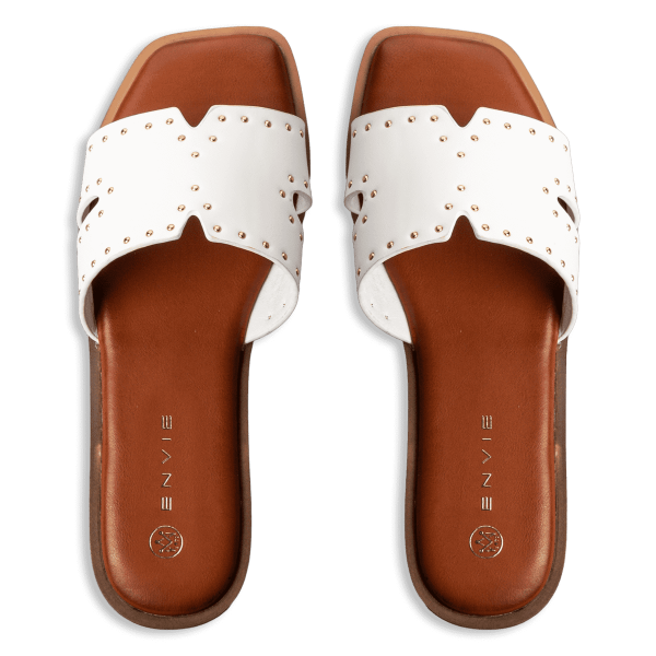 FLAT SANDALS