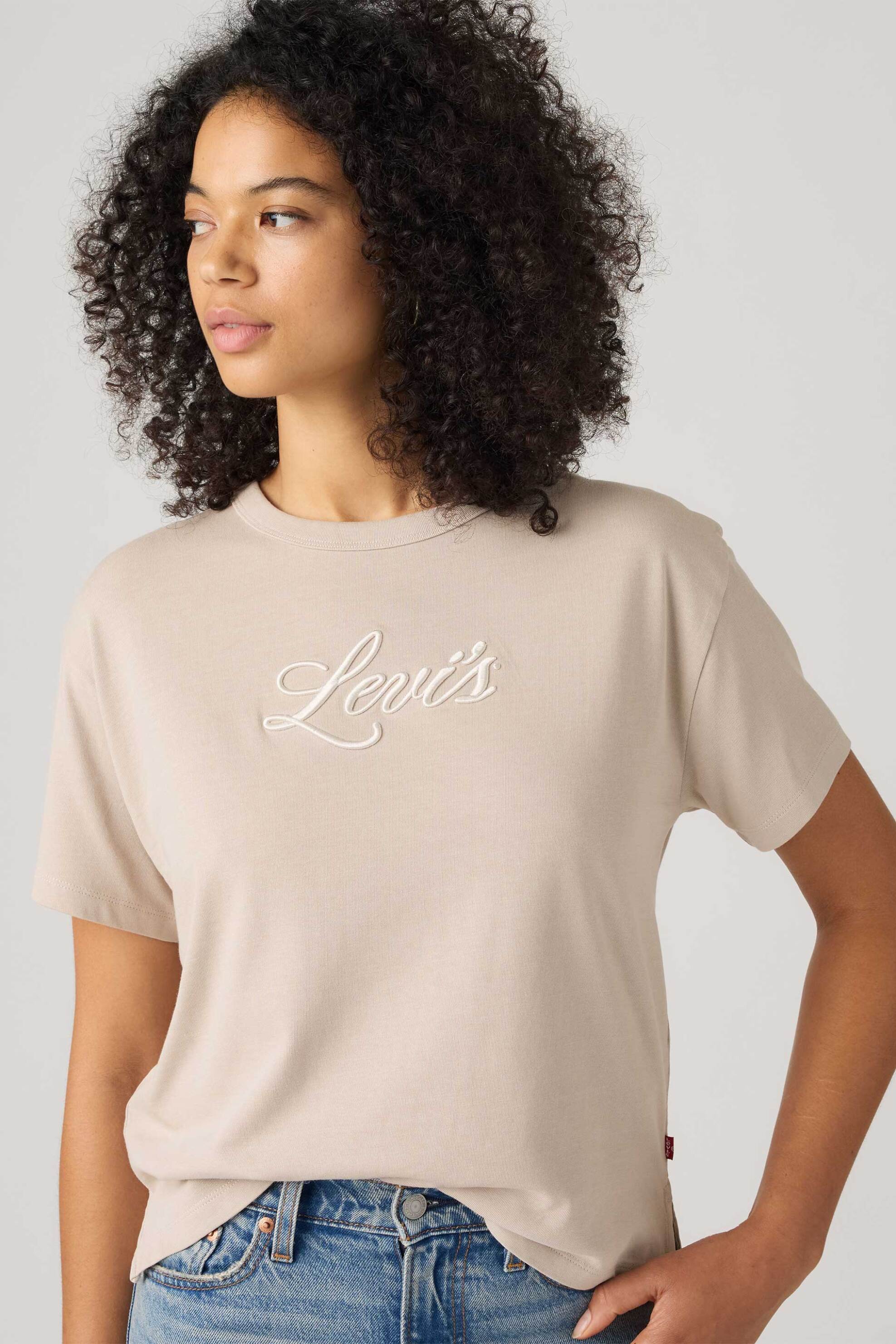 Levi's® γυναικείο T-shirt με ανάγλυφο λογότυπο Loose Fit "Vintage"