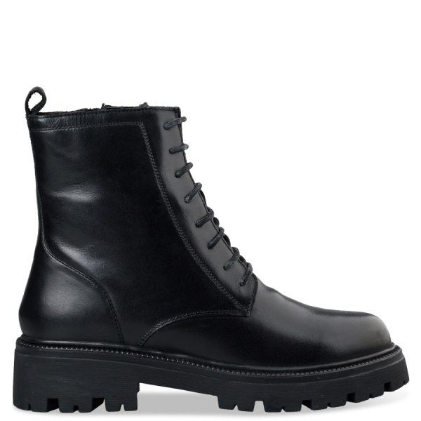 COMBAT BOOTS