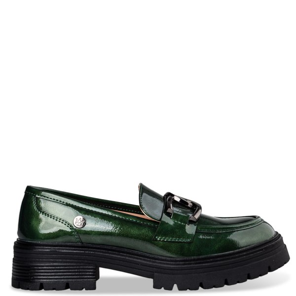 SHINY LOAFERS