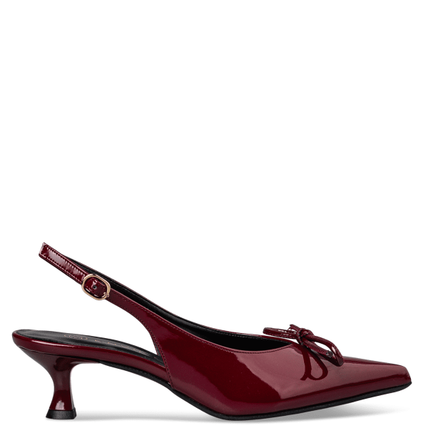 KITTEN HEEL PUMPS