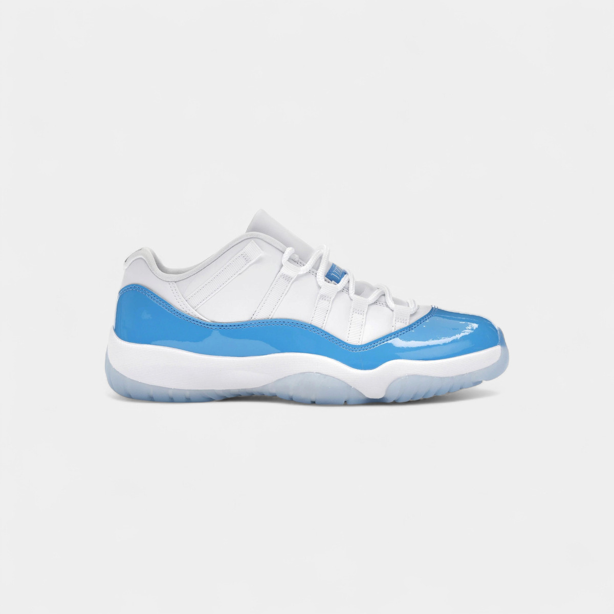 Sneakers Nike 11 Retro Low University Blue (2026)
